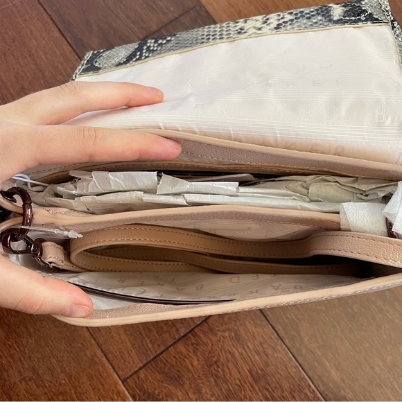 NWT Ted Baker Alani Snake Embossed Leather Shoulder Bag Taupe Pink Chain Cross - Picture 10 of 15